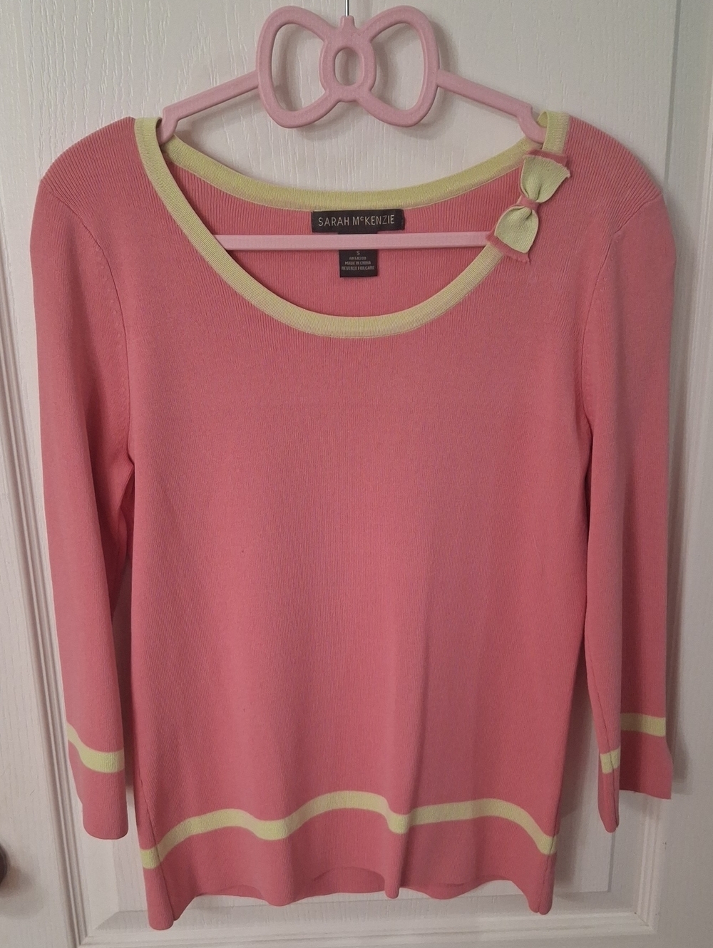 SARAH McKENZIE Pink & Lime Contrast-Trim Bow Accent Sweater  LIKE NEW Size S